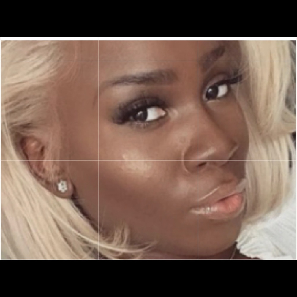 Meet your Posher, Latisha